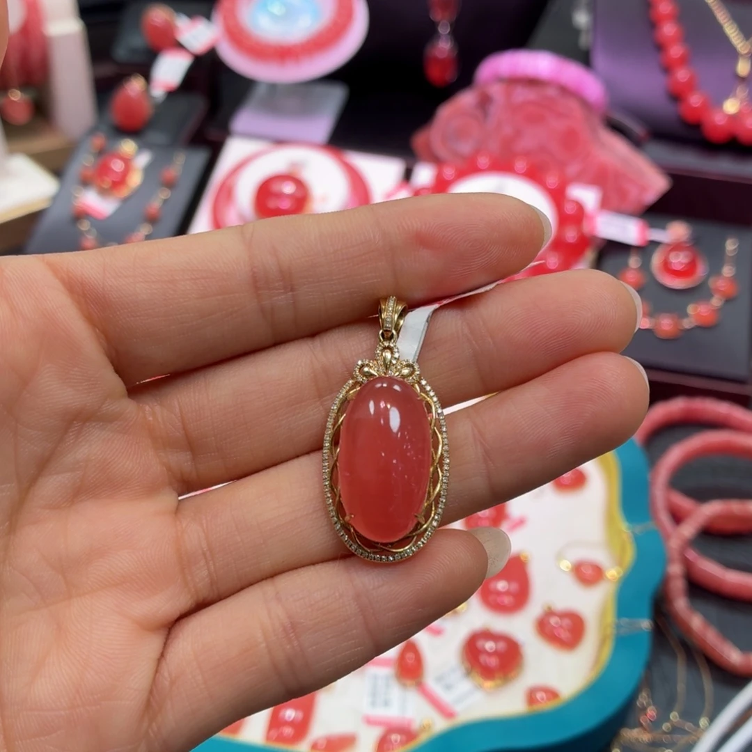 菱锰矿（红纹石）18K金镶嵌颈饰