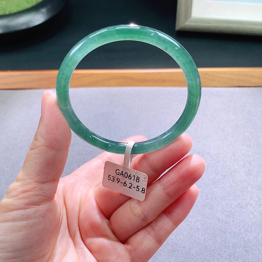 未镶嵌手镯翡翠天然翡翠手镯a货