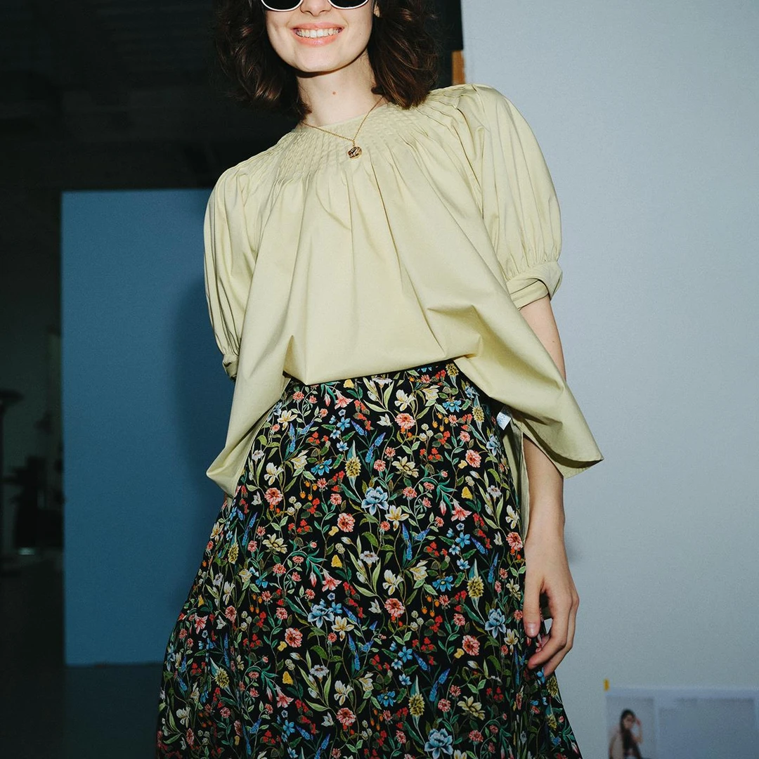 小虫棉涤混纺重工打条复古浪漫灯笼袖宽松短袖衬衫上衣-TE3XSY010