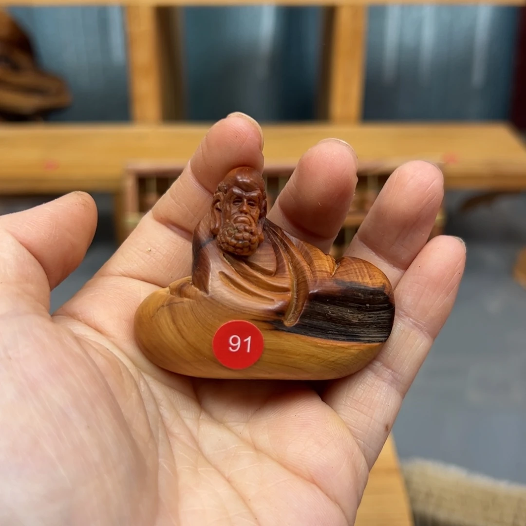 七***里木崖柏木摆件手把件