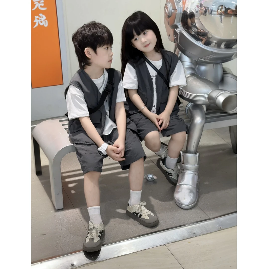 男童夏装套装儿童2025新款痞帅风工装薄款背心马甲灰色短裤XT