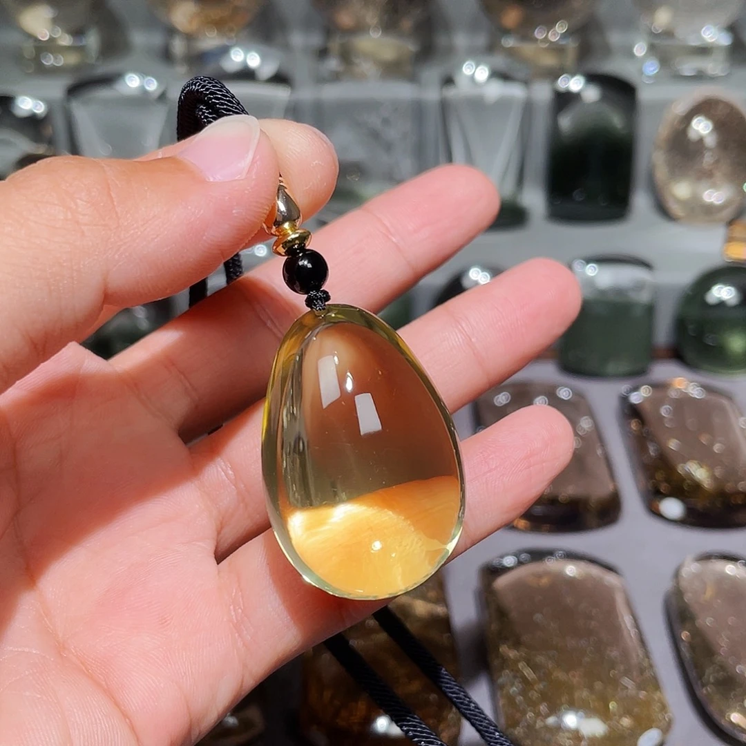 庞***之颈饰未镶嵌水晶挂件
