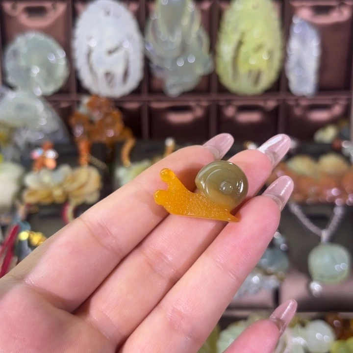 蛇纹石玉合金颈饰