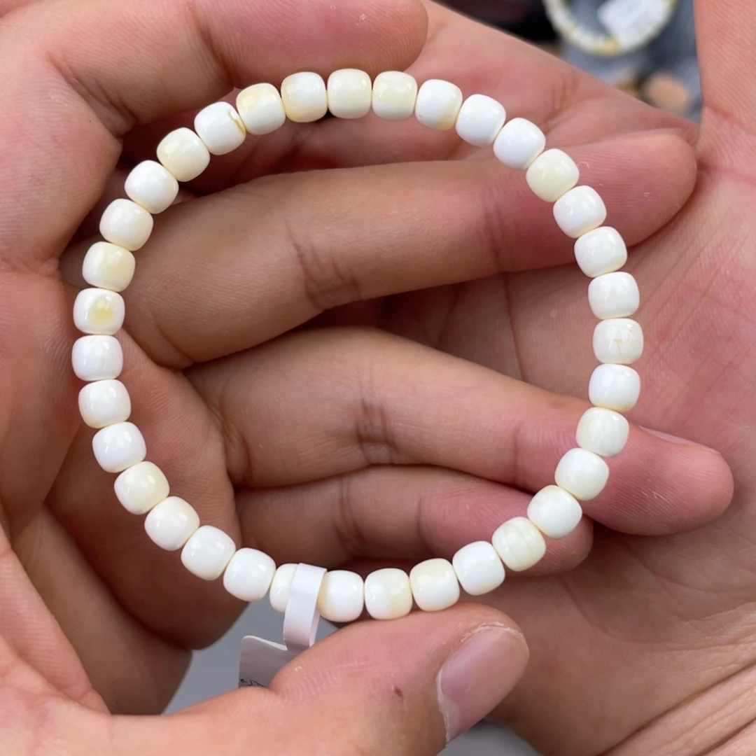 未镶嵌琥珀手链AA81-626