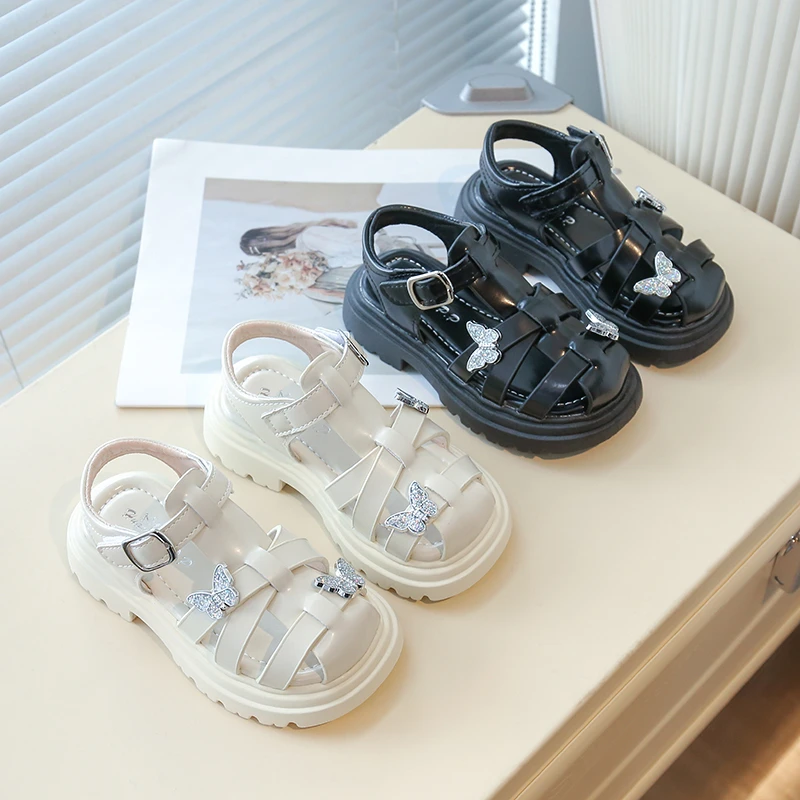 女童包头凉鞋2025夏季新款蝴蝶女孩水晶公主鞋小高跟中大童沙滩鞋