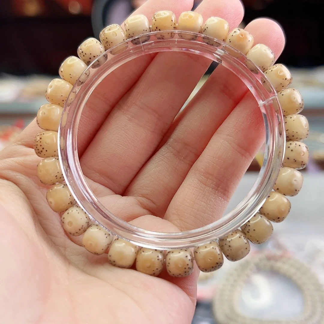 手串星月菩提Fqh8*7玉化火烧云 通体留白 颗粒星