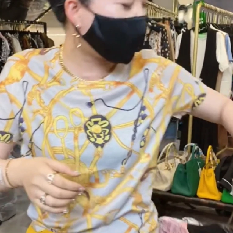 晶jing2025夏季新款印花圆领短袖宽松婴儿棉T恤衫女