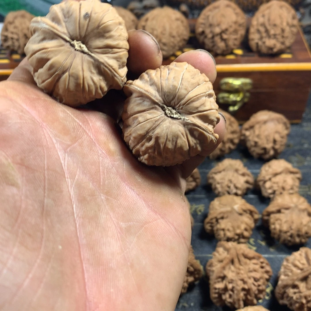 吊坠桃核文玩核桃南瓜敦边肚41高32