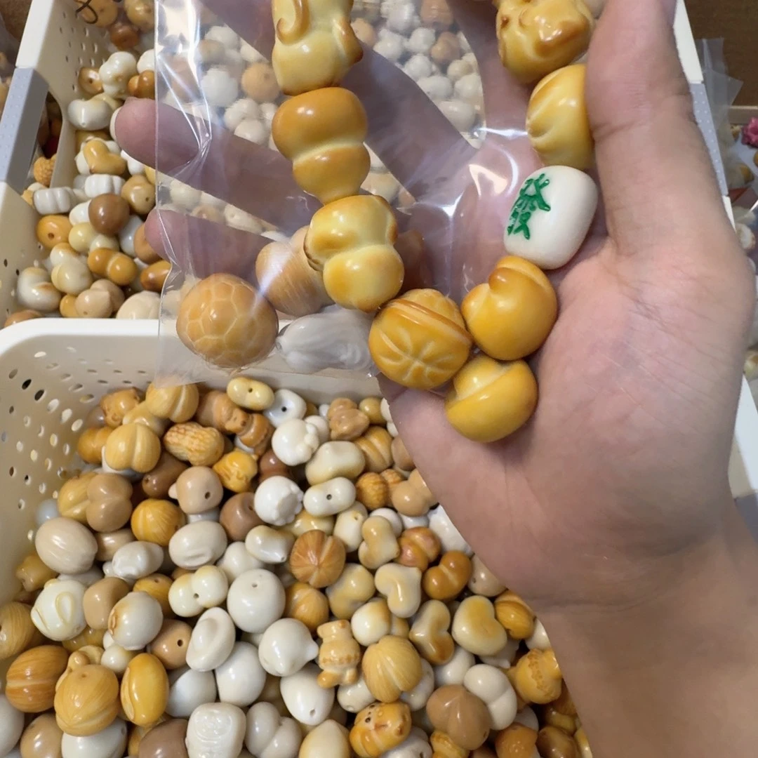 寂***冷菩提根/象牙果吊坠