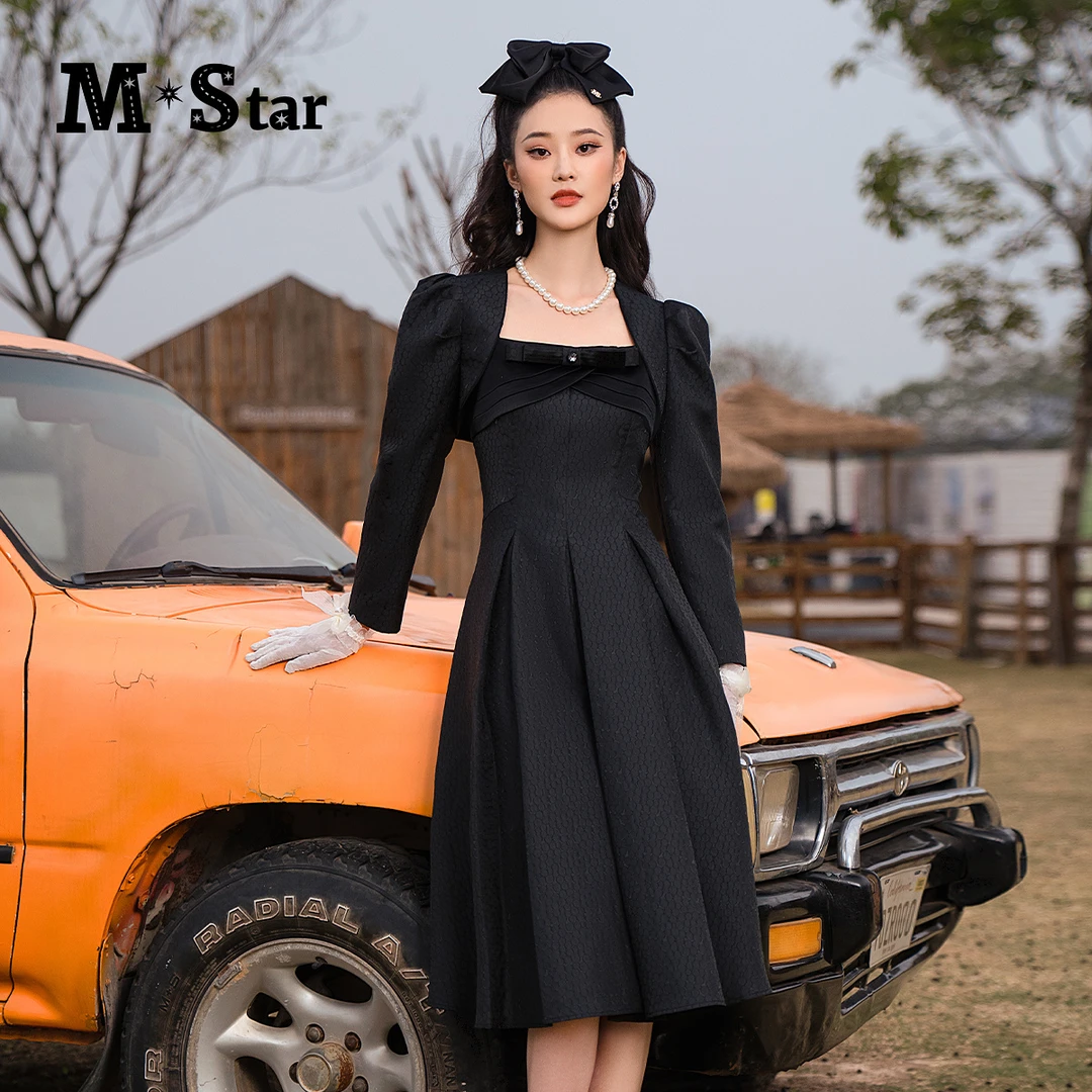 【小杨总专属】M-Star方领黑色泡泡袖装连衣裙（两件套）SEBL132533