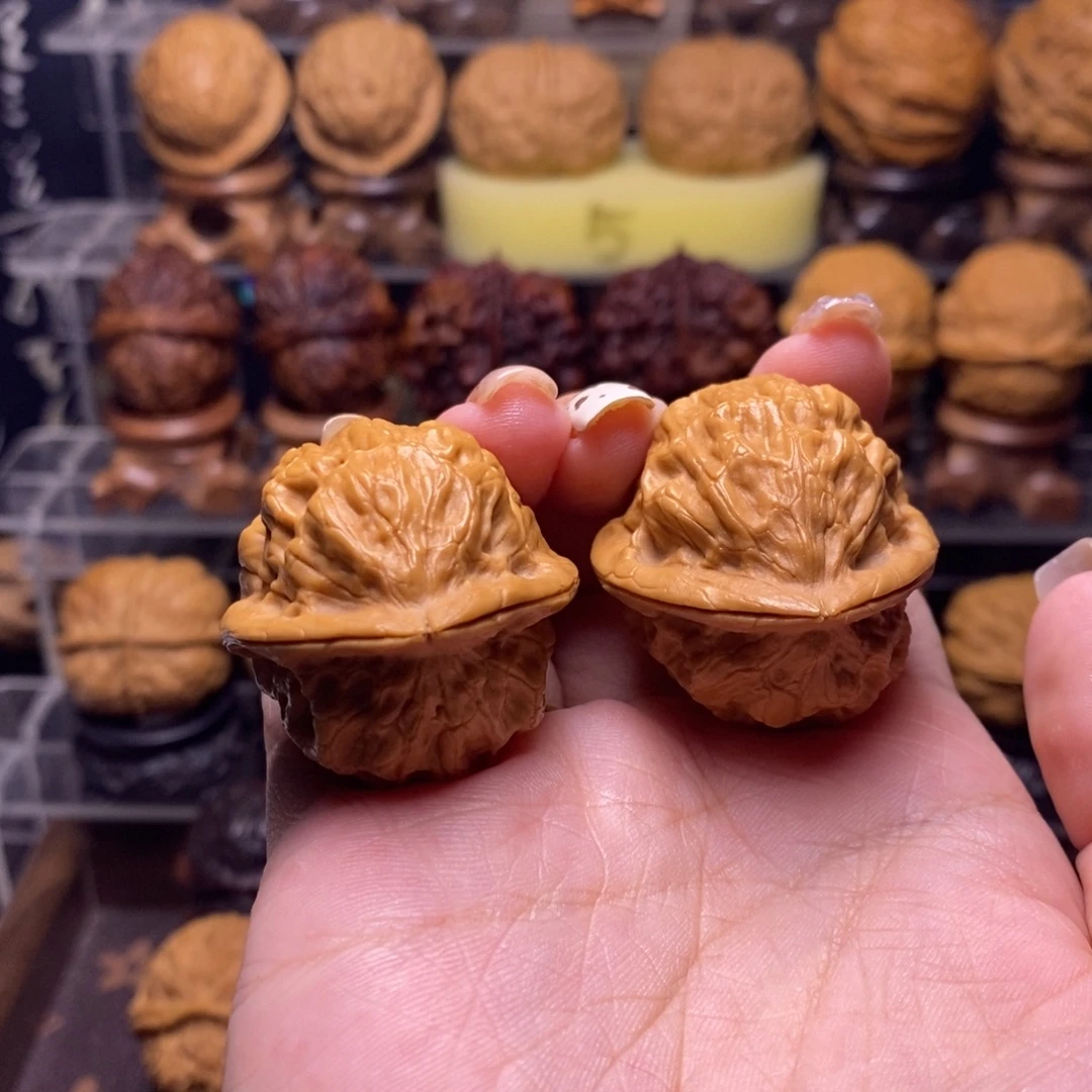 司***葛把件文玩核桃Z52荷叶金蟾34尺