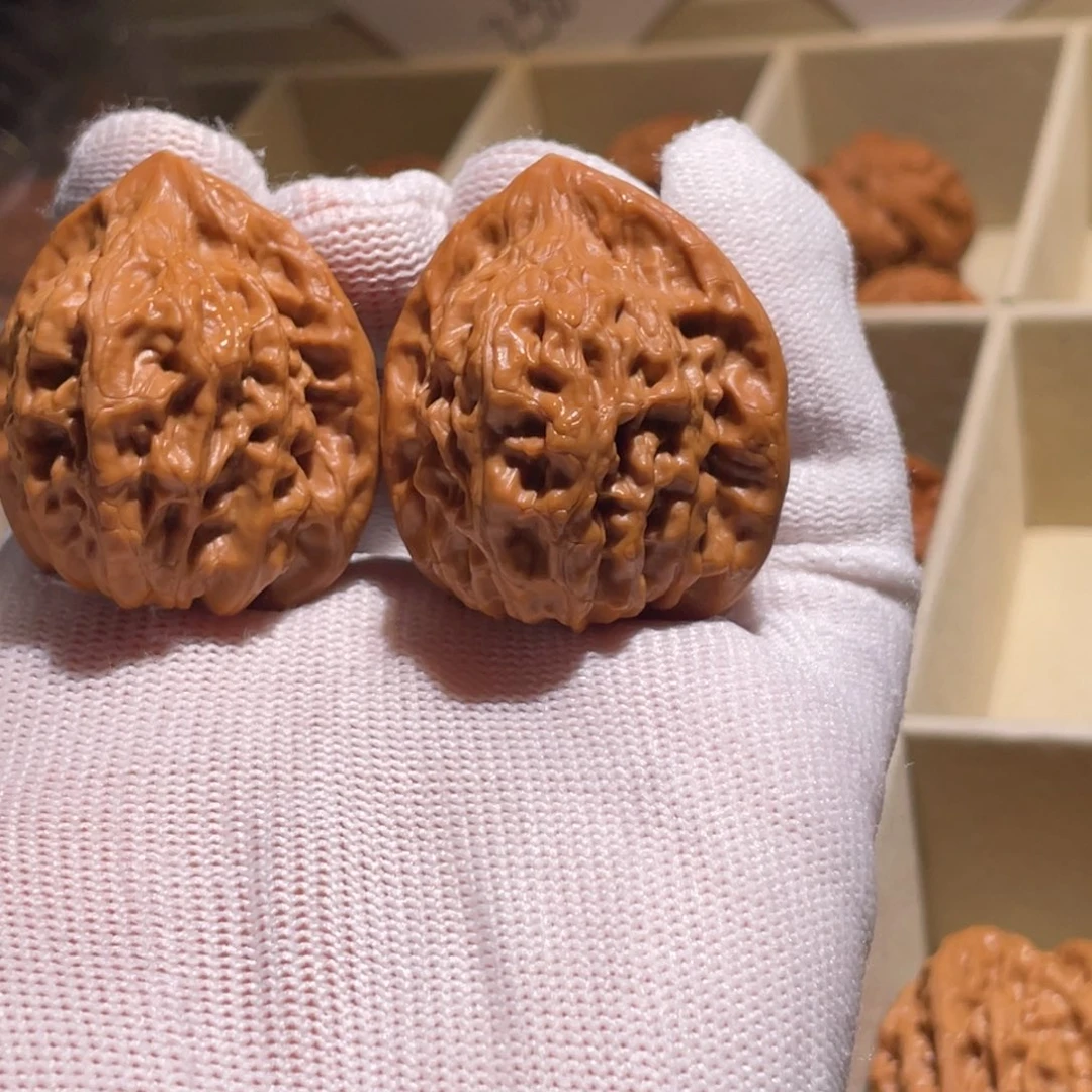 核桃文玩核桃火焰鸡心