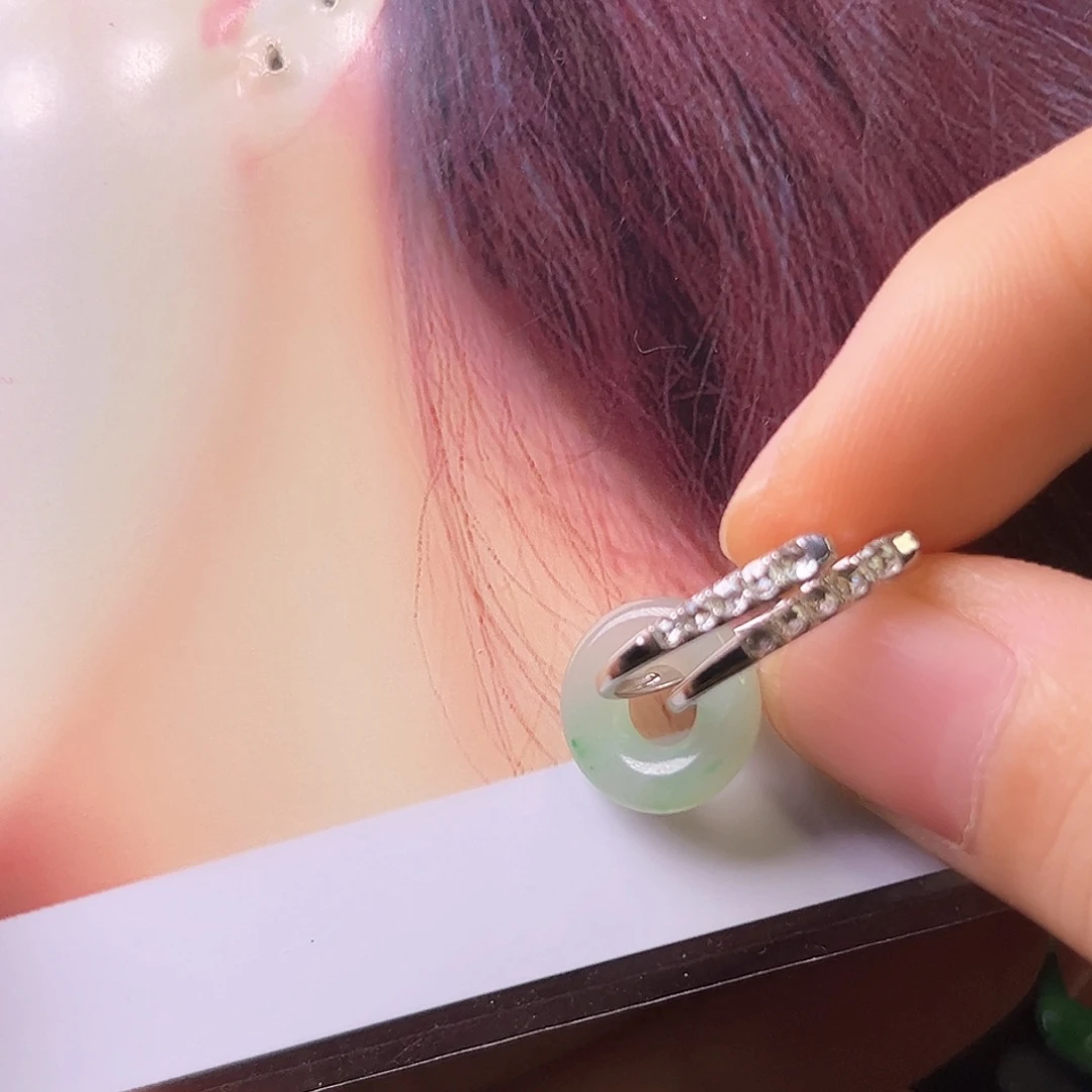 放***下翡翠18K金镶嵌耳饰耳坠