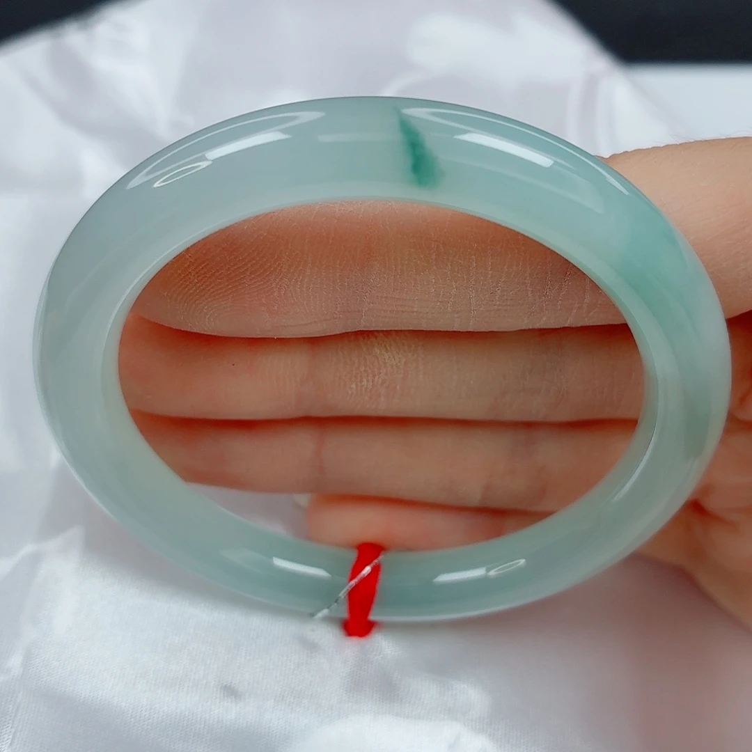 翡翠未镶嵌手镯52.2美人条，糯冰光感好，小飘花，完整，027