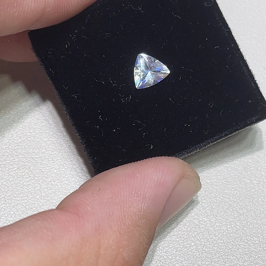 月光石裸石裸石0.8克拉