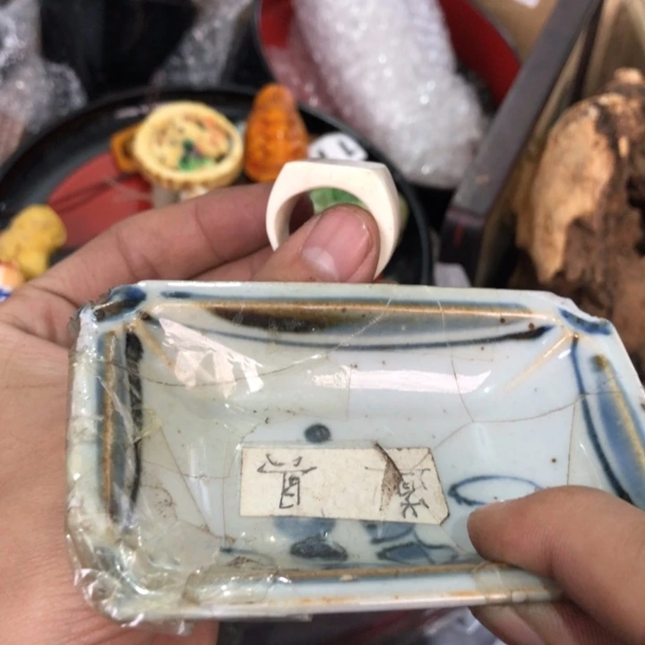 陶瓷孤品单件车里拍