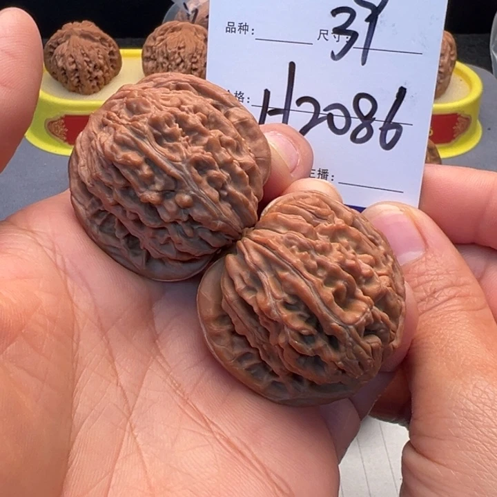 文玩核桃把件汉高楼H2086