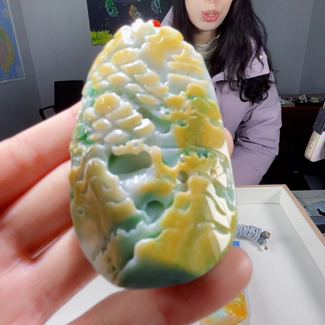 颈饰未镶嵌翡翠翡翠