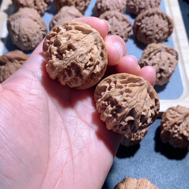 S***t文玩核桃吊坠苹果