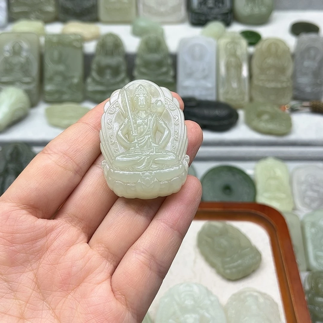 和田玉颈饰未镶嵌?****?