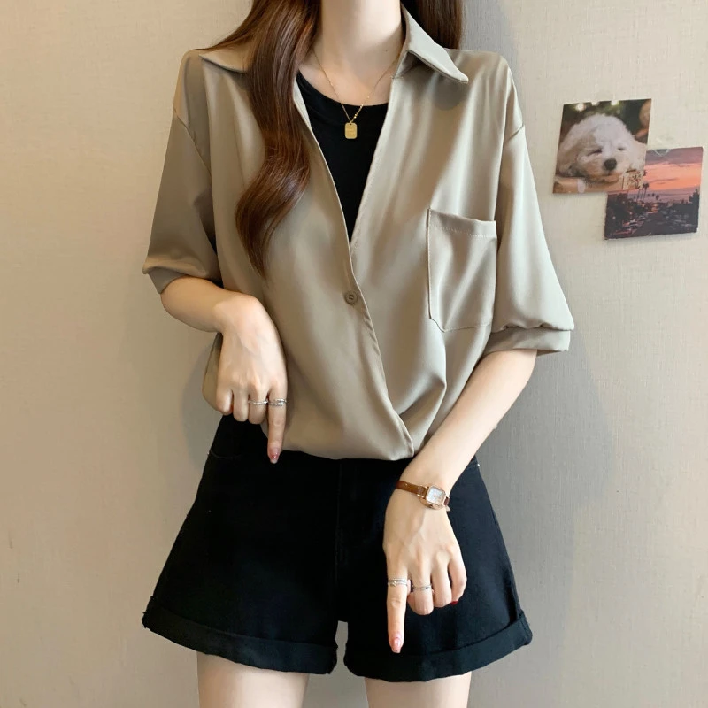 大码女遮肚子假两件V领短袖衬衫女夏季胖妹妹宽松显瘦不规则上衣