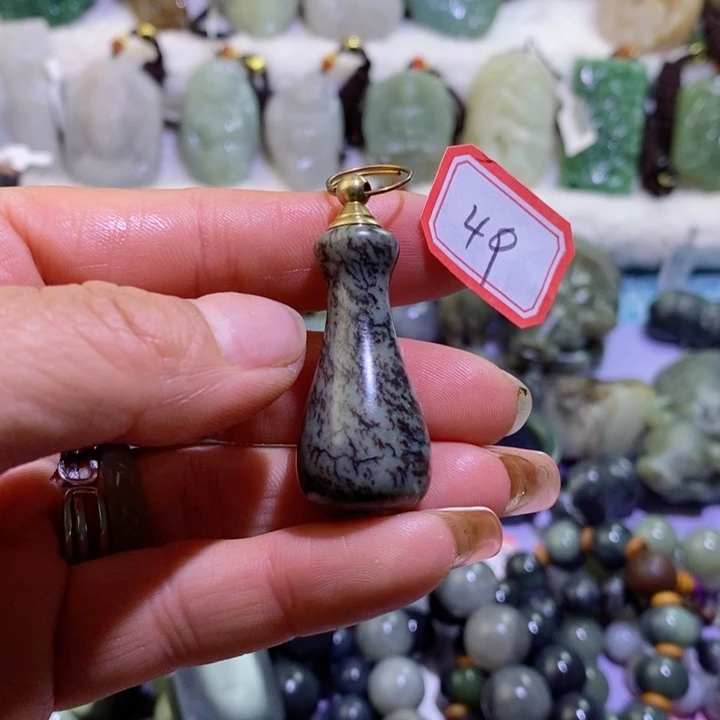 和田玉边角料未镶嵌