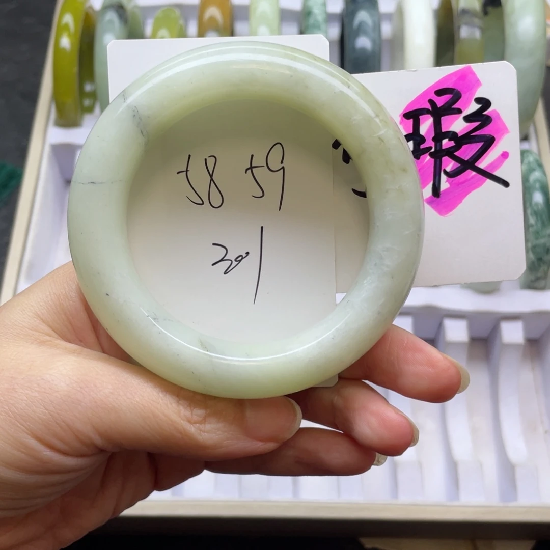未镶嵌蛇纹石玉手镯