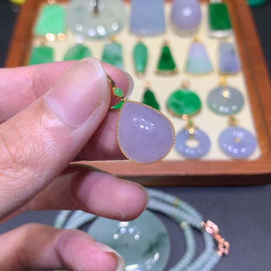 翡翠18K金镶嵌吊坠(不含链)