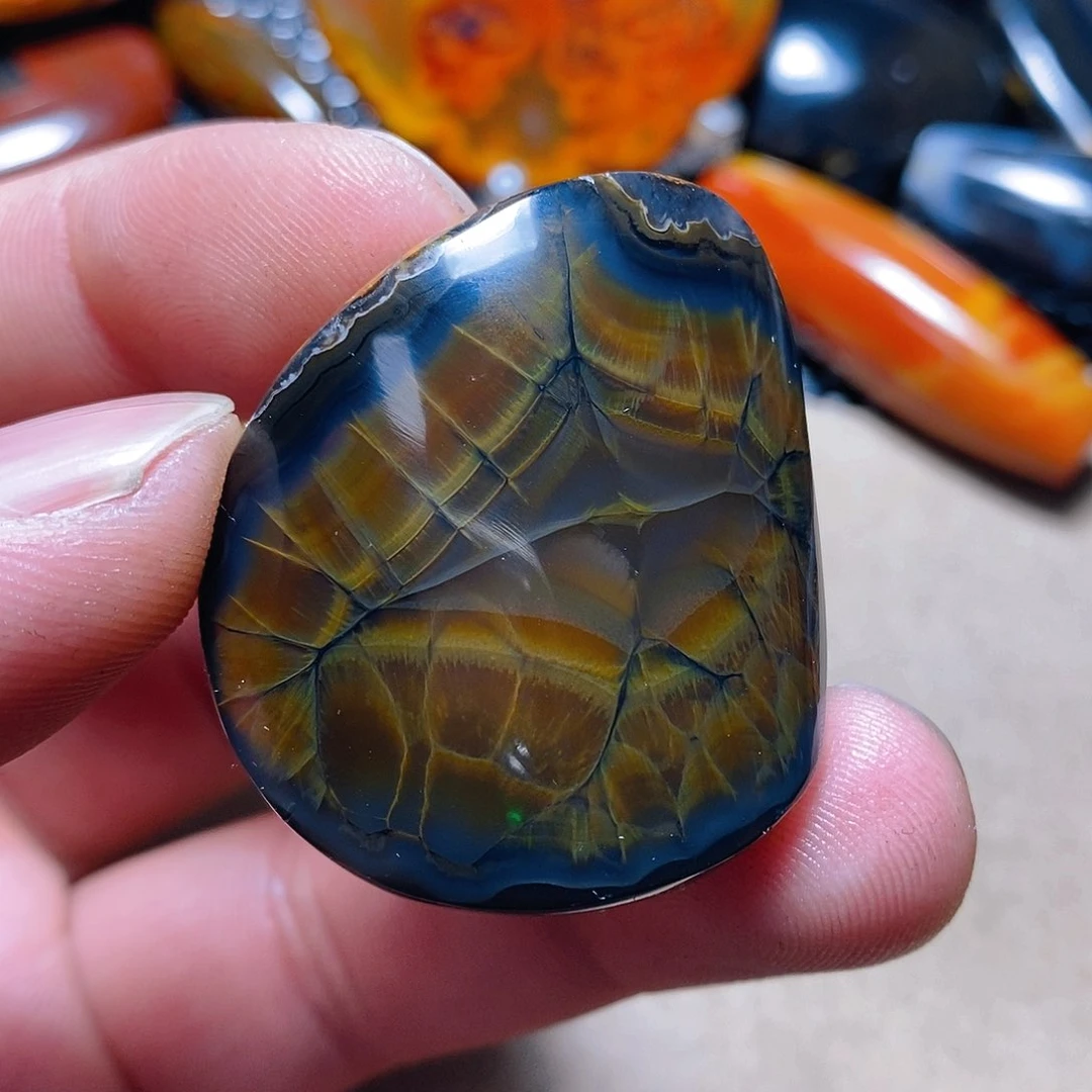 玛瑙/玉髓颈饰未镶嵌玉*清