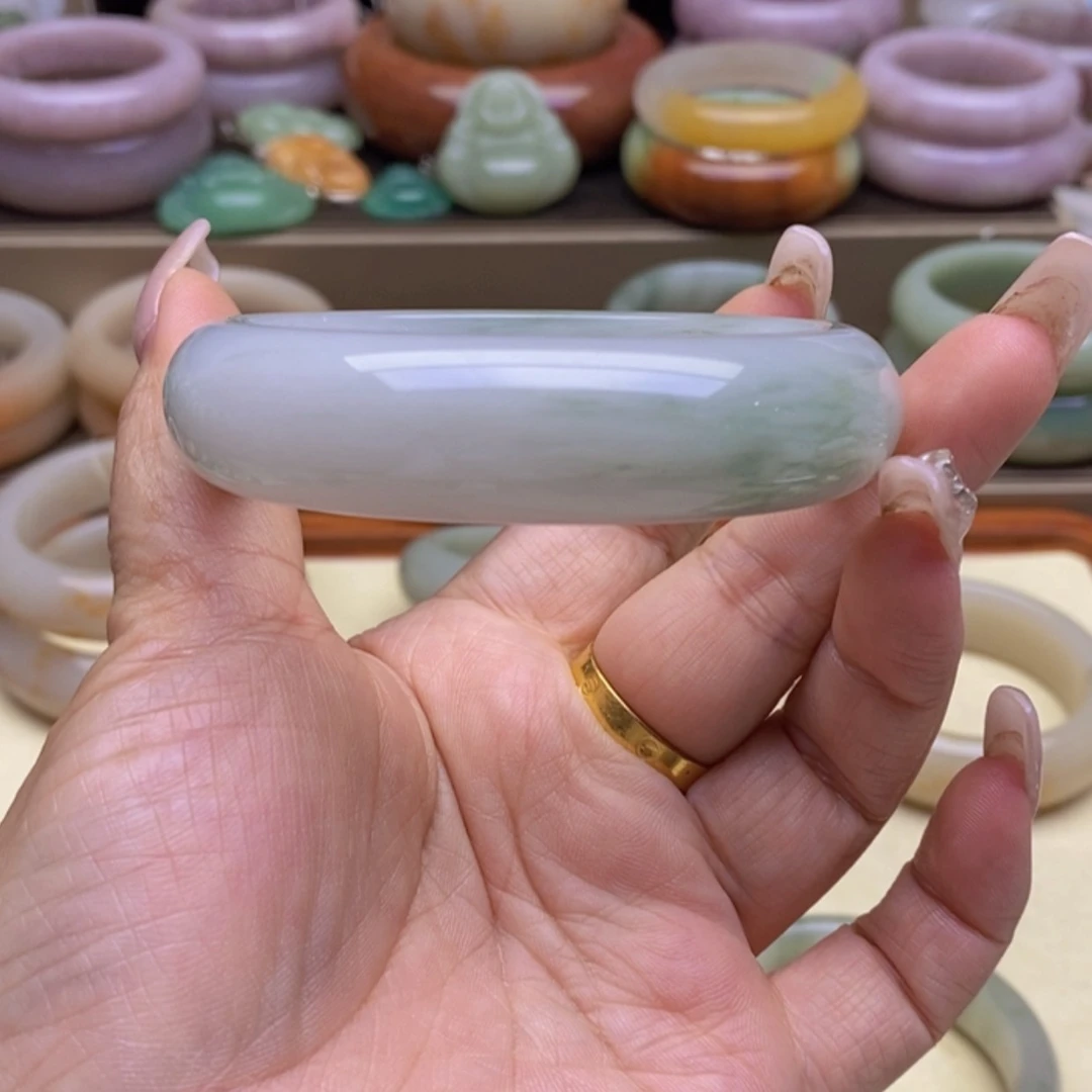 【闪购商品】石英质玉手镯未镶嵌问****站