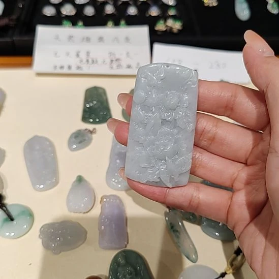 翡翠未镶嵌颈饰天然缅甸翡翠A货花鸟牌吊坠