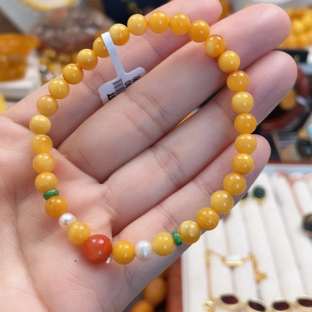 未镶嵌琥珀珠宝奇石