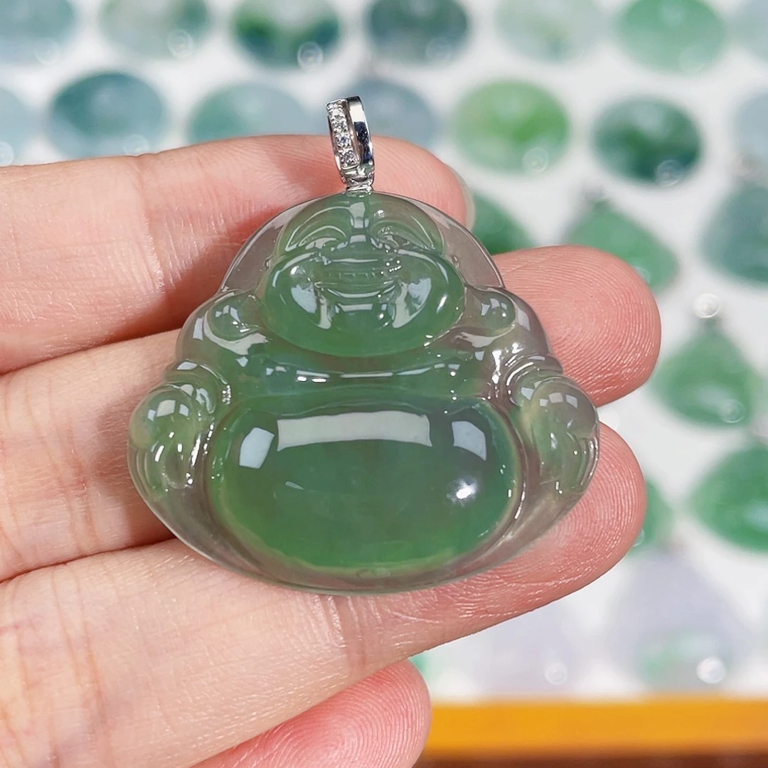 颈饰18K金镶嵌翡翠吊坠