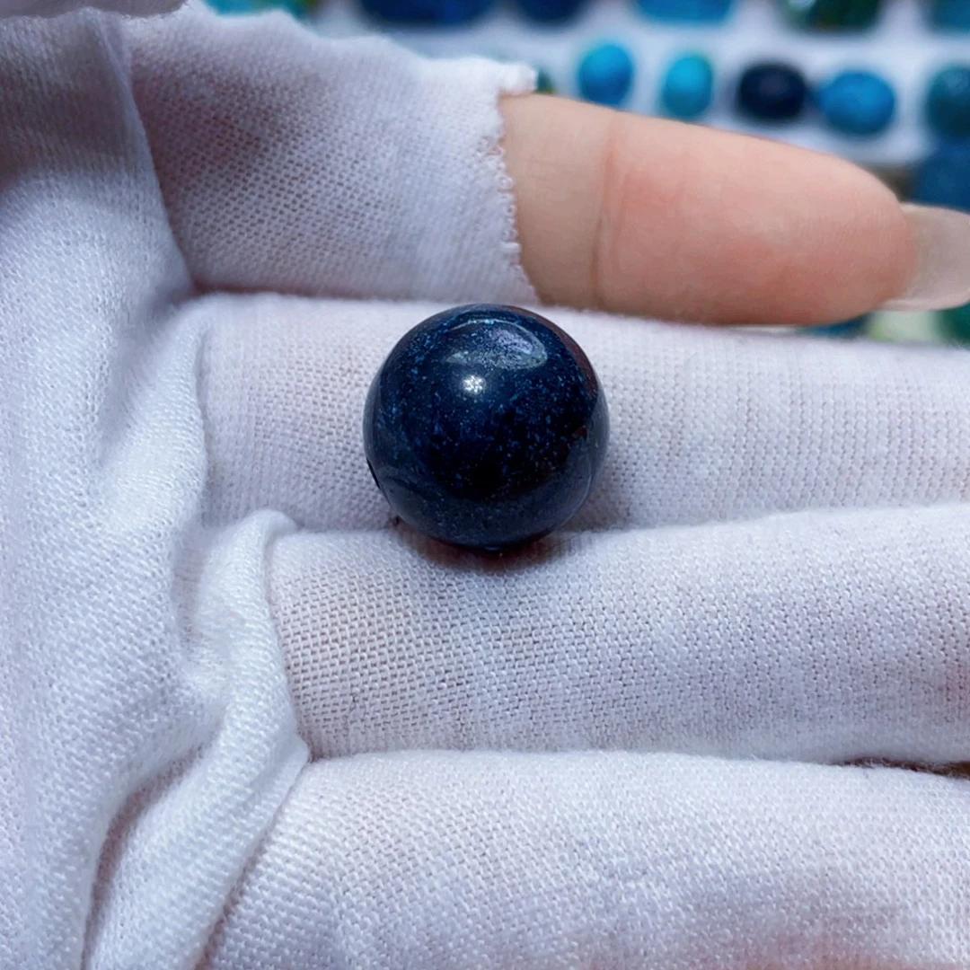 绿松石未镶嵌饰品