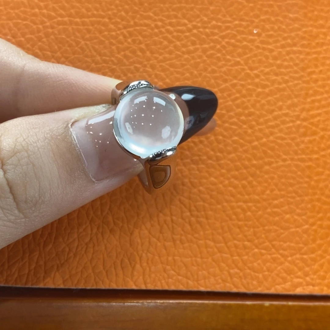 石英质玉吊坠(不含链)合金