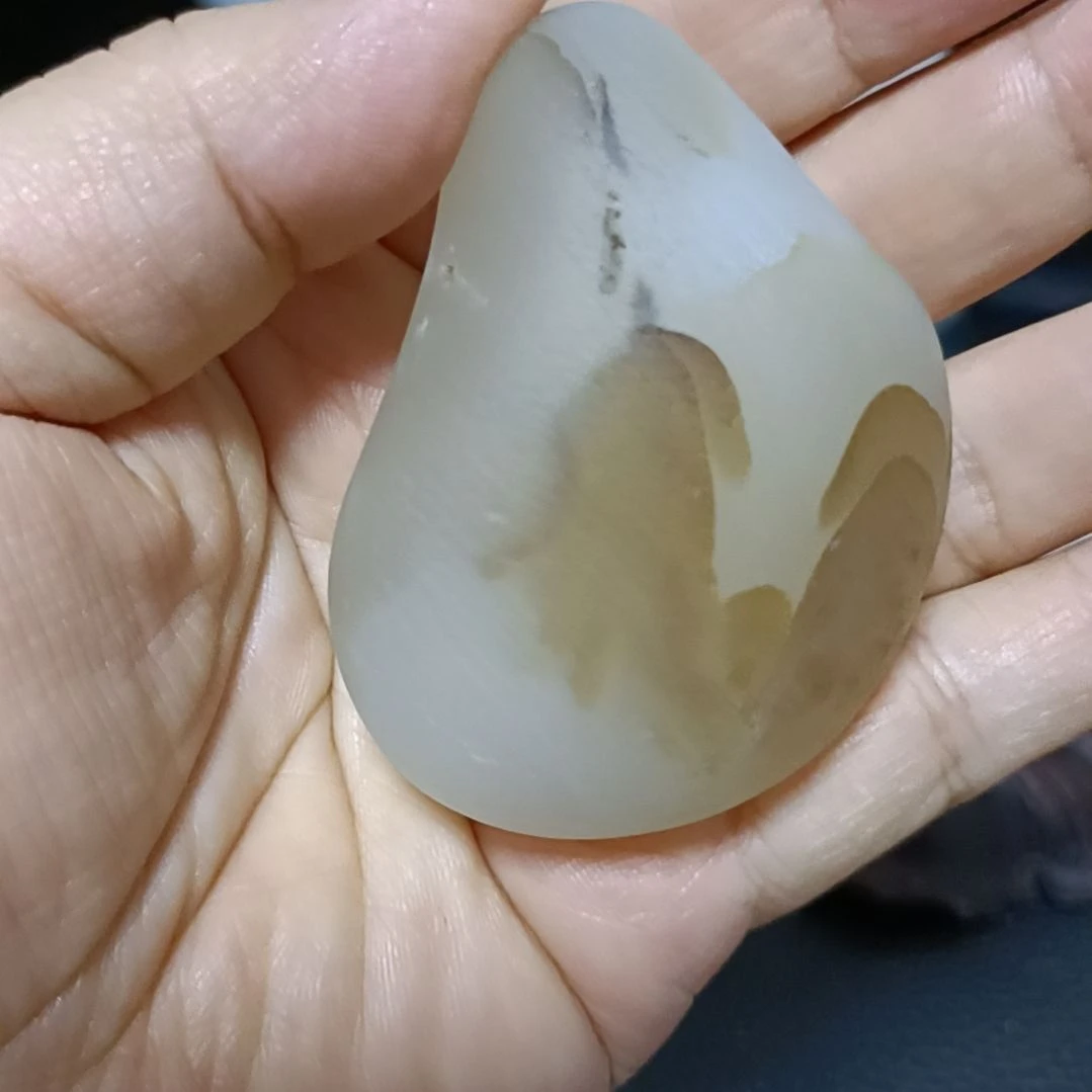 珠宝奇石玉髓未镶嵌