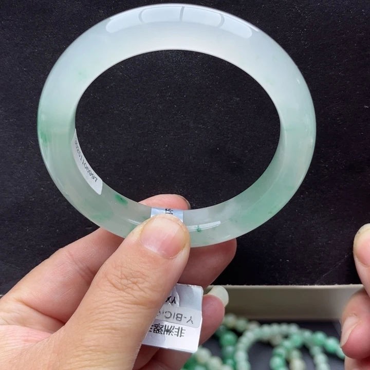 石英岩玉未镶嵌手镯57/58