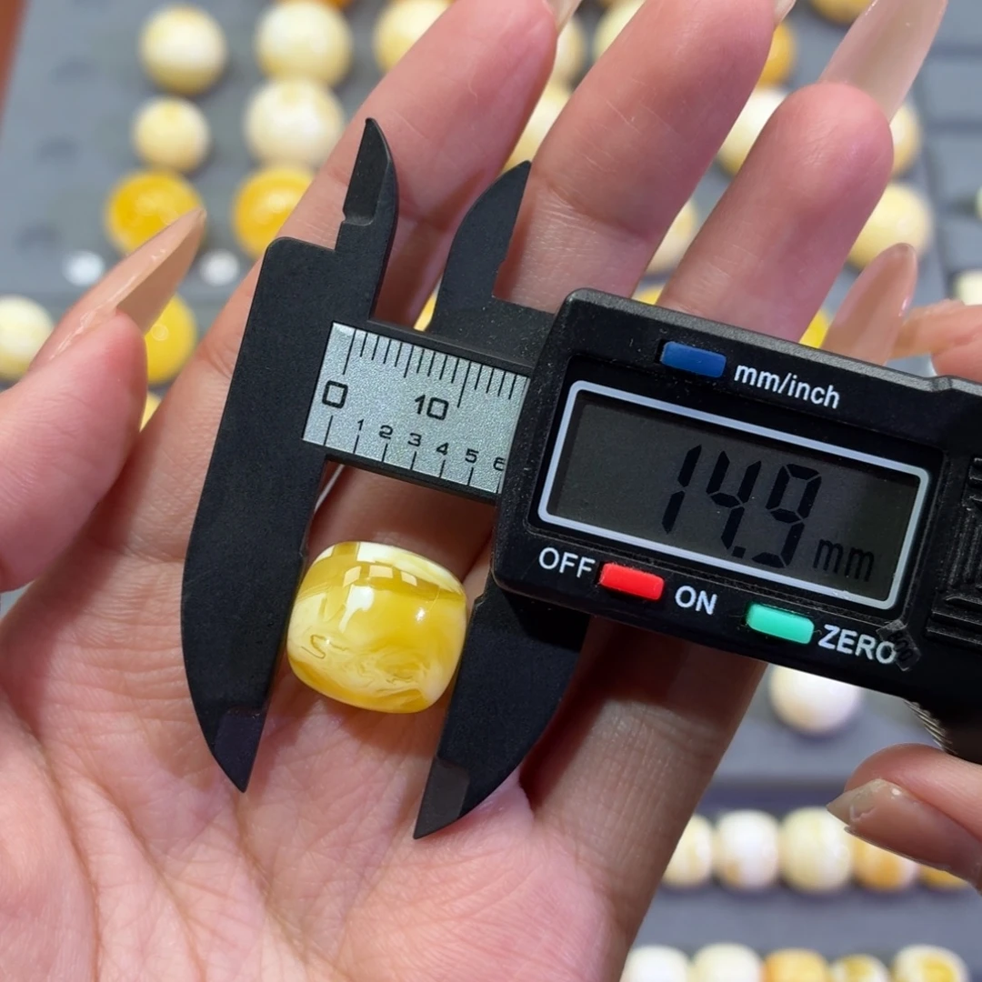 琥珀未镶嵌裸石老型