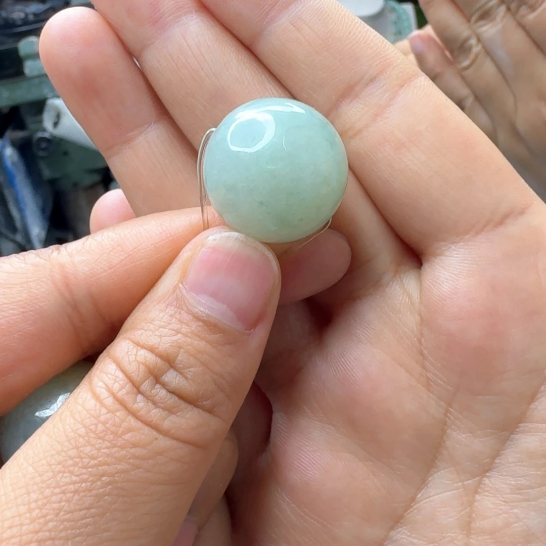 翡翠手链未镶嵌星*?翡翠珠子不退换