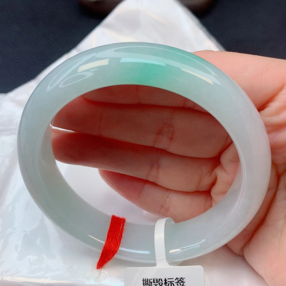 翡翠未镶嵌手镯57-58糯冰阳绿