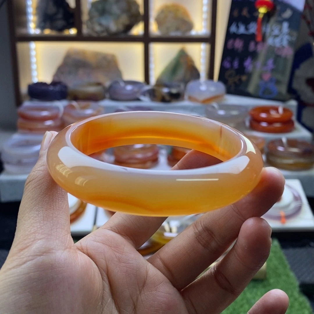 手镯玛瑙/玉髓未镶嵌