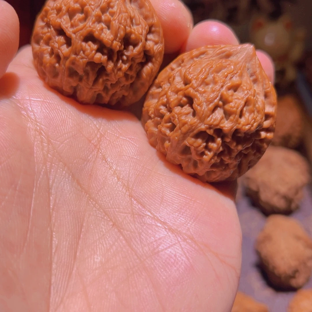 瑞麟文玩核桃水龙纹