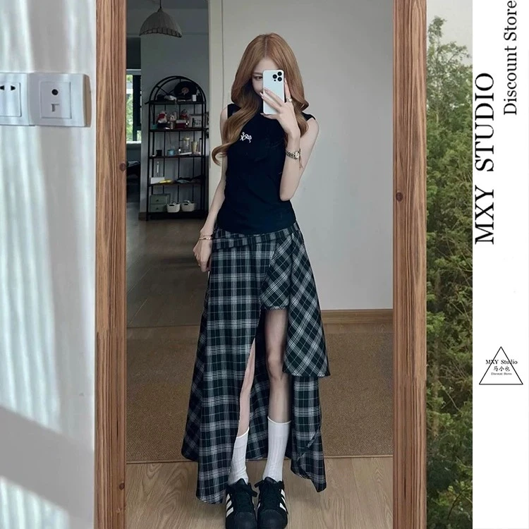 学院风针织背心上衣套装女夏季设计感小众巨好看格纹半身裙两件套