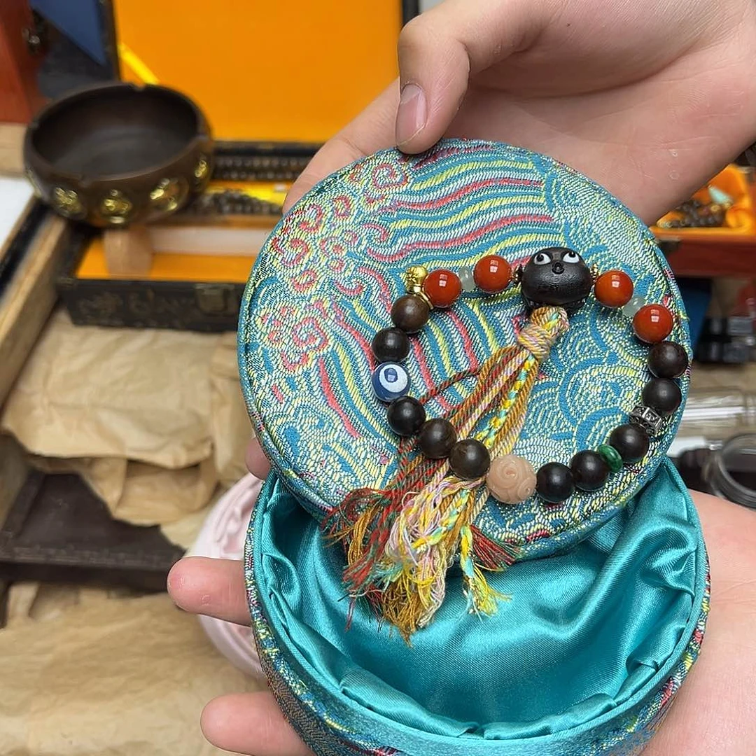 大叶紫檀（黑酸枝木类）