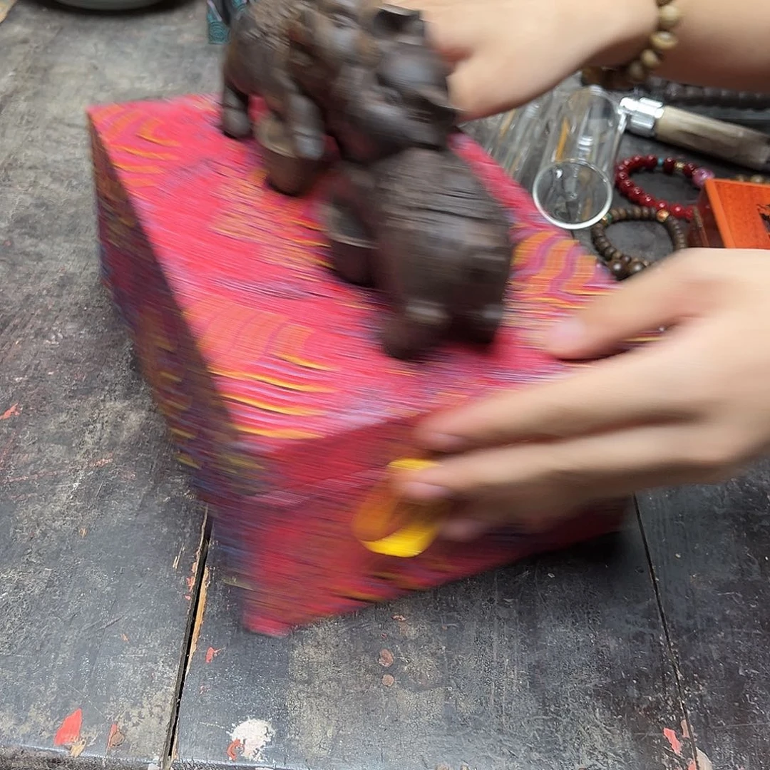 大叶紫檀（黑酸枝木类）