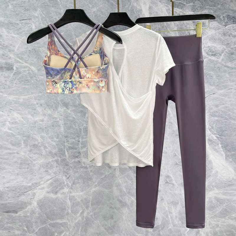 2025新款印花瑜伽套装女高级感花色一体固定杯速干健身运动训练服