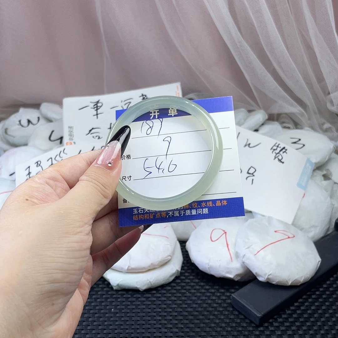 玛瑙/玉髓未镶嵌手镯189