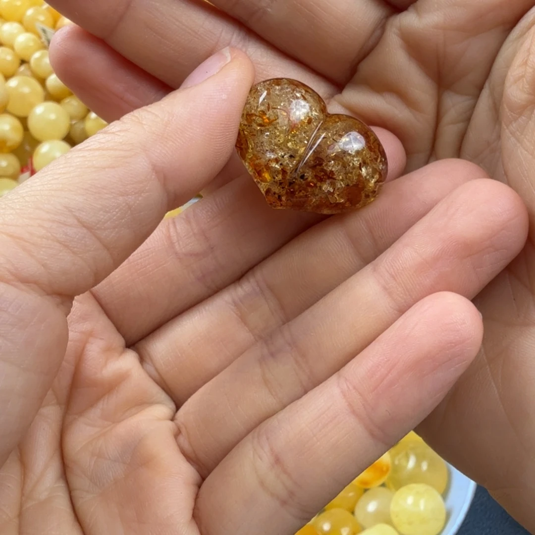 琥珀未镶嵌珠宝奇石