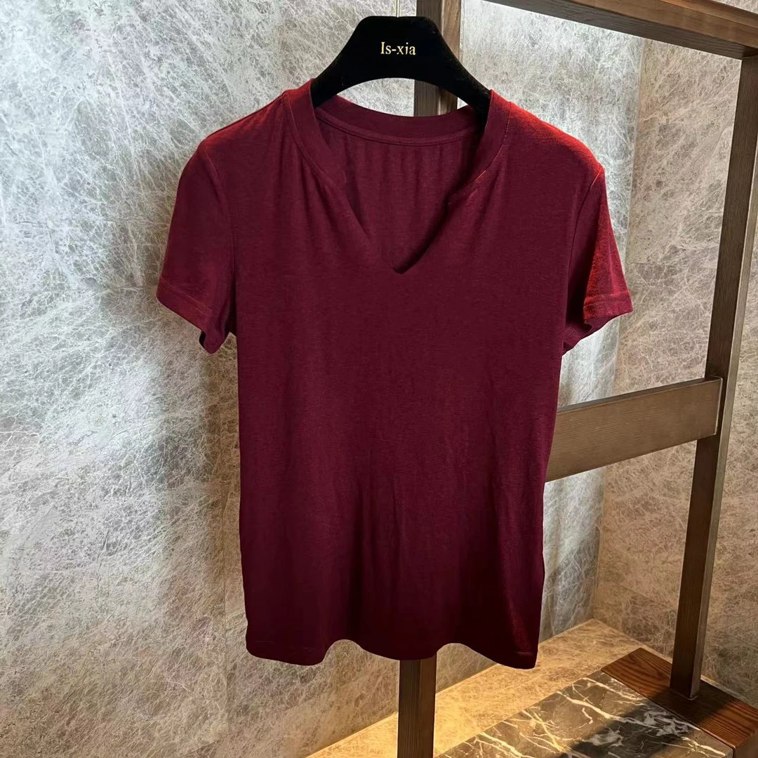 【杨梅T2.0】V领版 精致气质杨梅色正肩圆领短袖T恤 24CY047