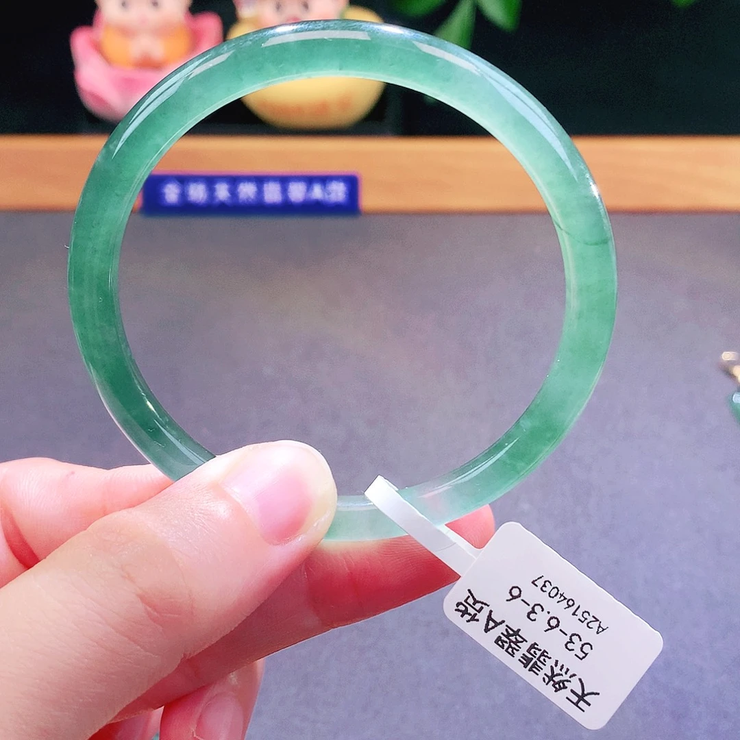 翡翠未镶嵌手镯天然翡翠